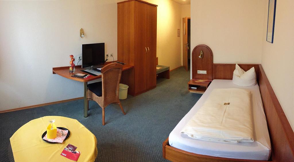 Hotel Kasserolle Зигбург Экстерьер фото